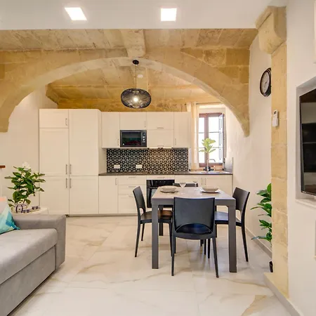 Stunning Modern-traditional 3br Townhouse In Holiday home *
